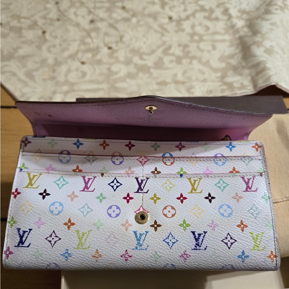 Louis Vuitton white & pink Murakami wallet with dust bag & box - Picture 10 of 17